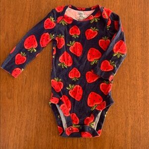 🍓3/$10 Carter's Navy and Red Strawberry Bodysuit size 6m
